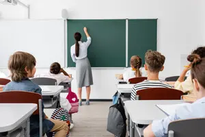 День учителя: праздничные поздравления и открытки