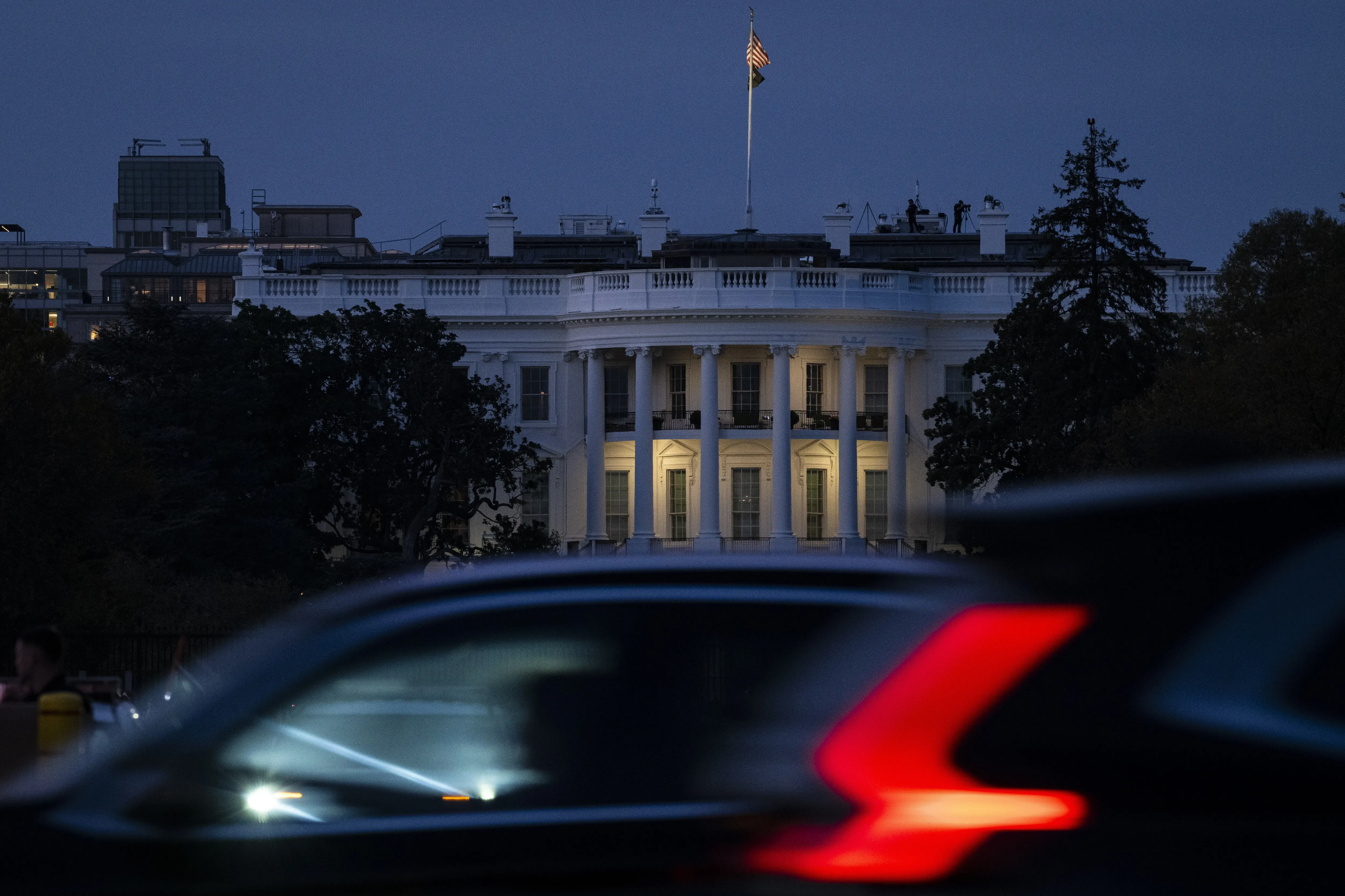 Що станеться, якщо уряд Сполучених Штатів припинить роботу?