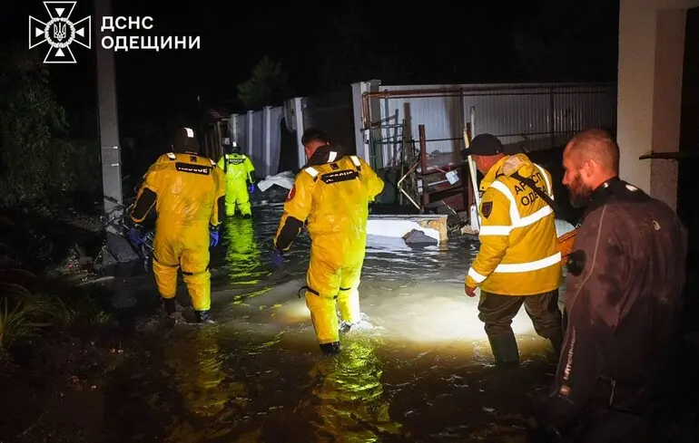 ДСНС: Під час негоди в Одесі загинула сім'я з п'яти людей