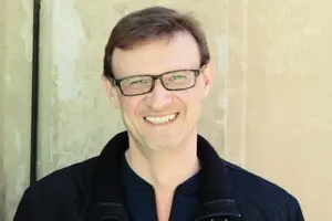 Умер сооснователь 