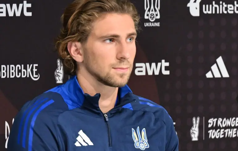 Илья Забарный