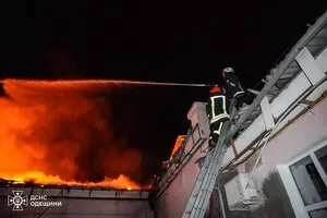 Россияне массированно ударили дронами по железнодорожному депо в Одессе, были поражены и энергетические объекты — ОВА показала последствия