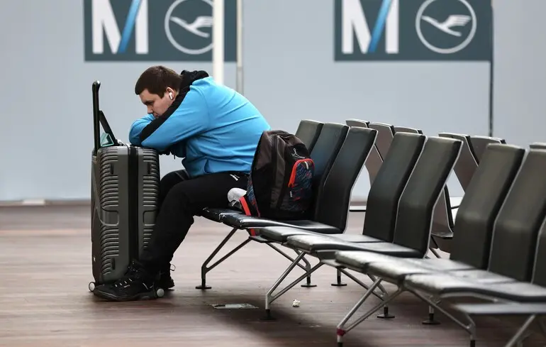 Злітні смуги аеропорту Мюнхена знову закрили через появу дронів