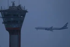 К 2026 году гражданская авиация России может сократиться более чем на половину — разведка