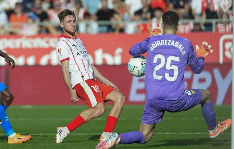 Ванат помог "Жироне" обыграть "Валенсию"