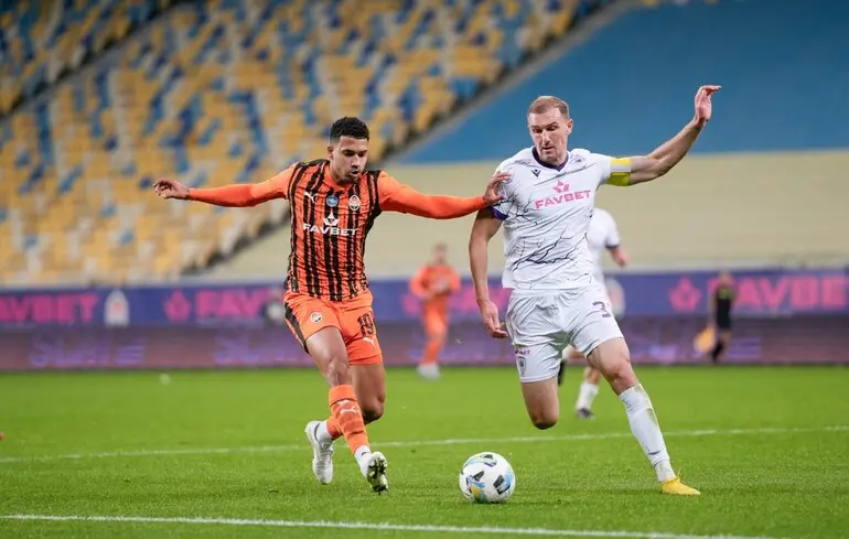 ЛНЗ сенсаційно розгромив 