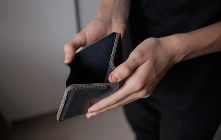 Бюджет-2026 экономит на уязвимых – эксперт