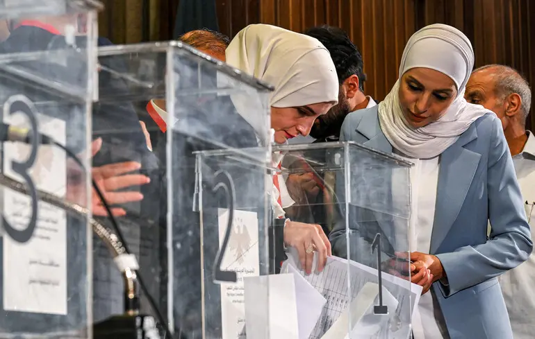 Як Сирія проводить вибори без виборців