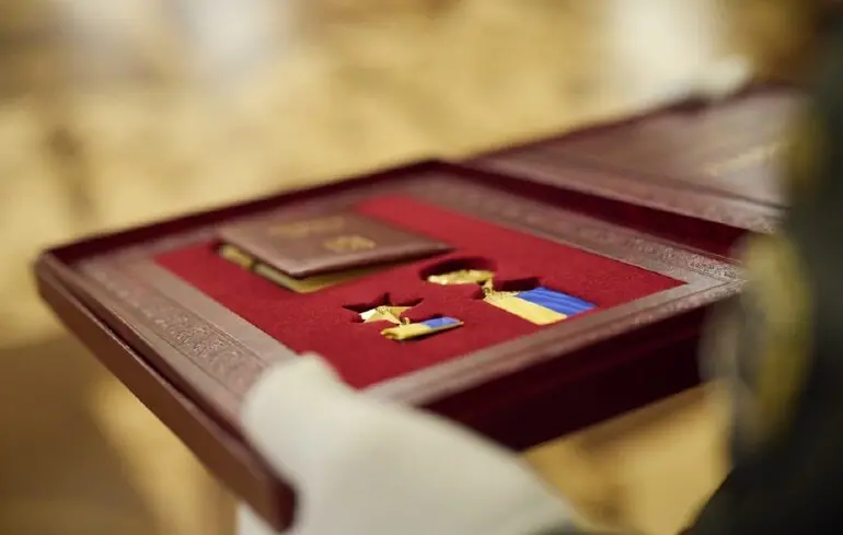 Петиції не впливають на присвоєння звання Героя українським захисникам – ОП