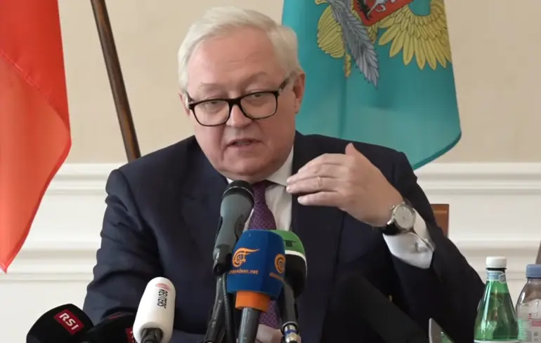 Tomahawk — нова 