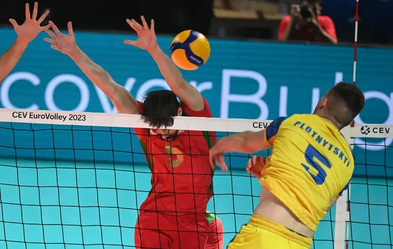 Український волейболіст відмовився тиснути руки росіянам у Японії