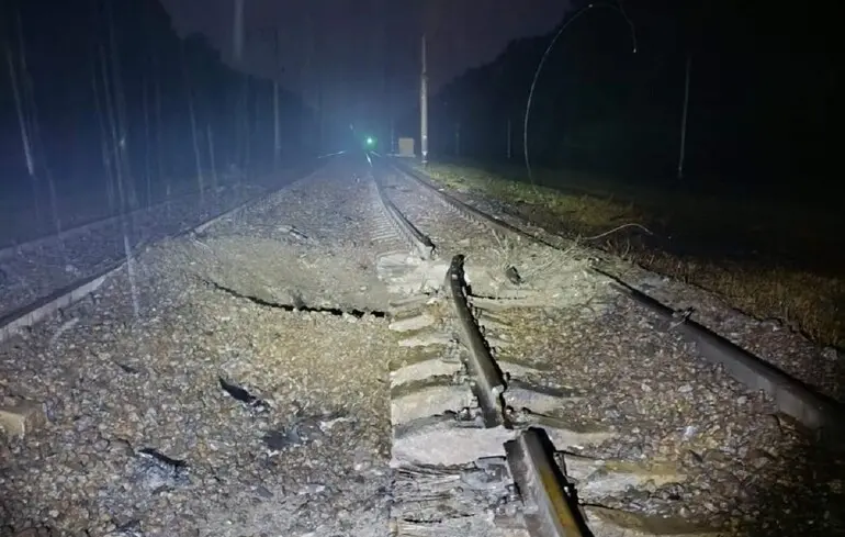В последние дни железнодорожные пути в направлении Чернигова и Сум подвергаются системным атакам россиян