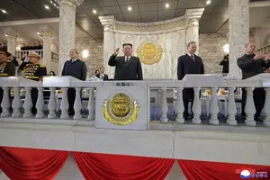 Ким Чен Ын после встречи с Медведевым снова заявил о поддержке России — СМИ