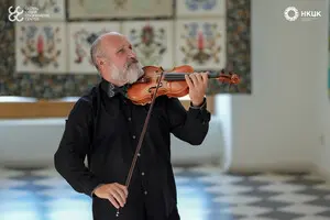 Там, де стихають вибухи, починає звучати скрипка. Харківський скрипаль Ігор Чернявський про українську музику і війну