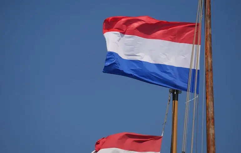 Нідерланди передали Україні протимінний корабель класу Alkmaar