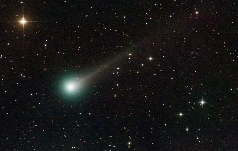 Світитиметься зеленим: де шукати комету Lemmon на нічному небі