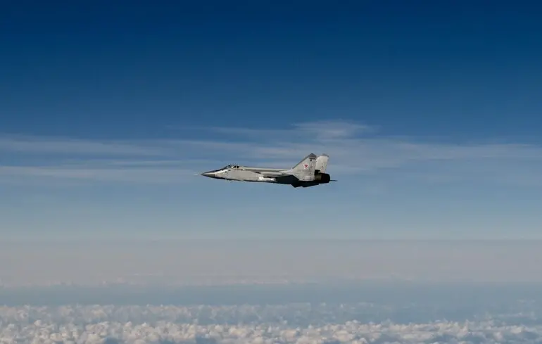 Три российских истребителя МиГ-31 вторглись в воздушное пространство Эстонии / 19 сентября 2025 года