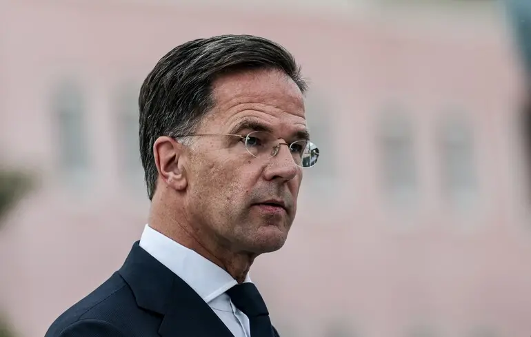 Генсек НАТО: «Не стоит воспринимать россиян слишком серьезно»