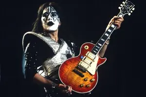 Помер Ейс Фрейлі — гітарист та співзасновник гурту KISS