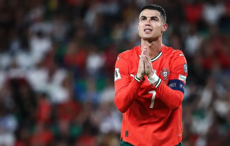 Криштиану Роналду возглавил рейтинг самых высокооплачиваемых футболистов мира