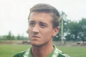 Экс-футболист 