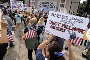 Без королей: в США проходят масштабные митинги против Трампа