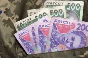 Повышение зарплат военным нужно было сделать еще вчера — представитель 118-й бригады