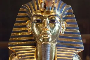 Гробница Тутанхамона на грани разрушения: трещины, влага и грибки угрожают KV62