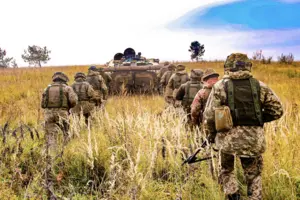 Военное положение в Украине продлят до февраля