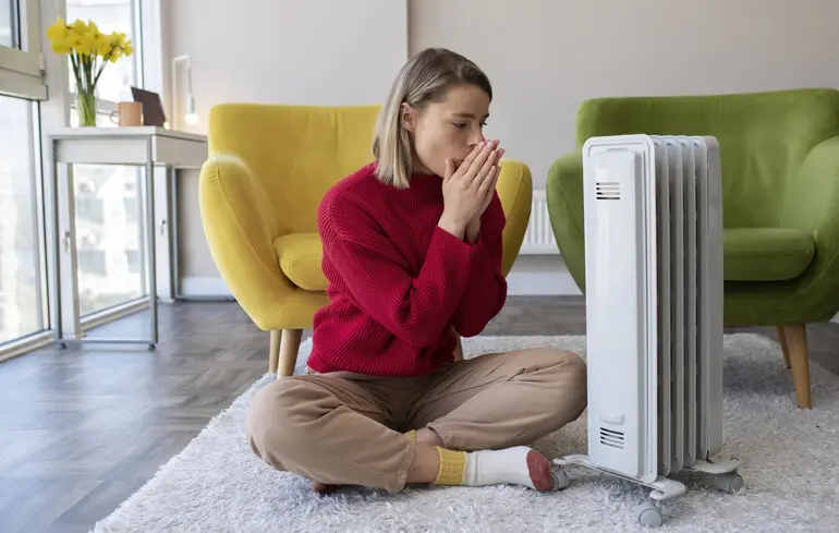 Коли ввімкнуть опалення в будинках по всій Україні: відповідь 