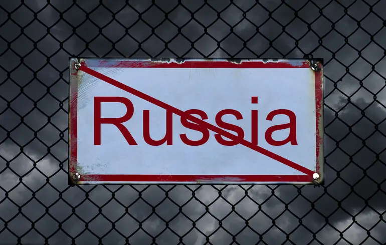 The Sanctions Stranglehold: How to Cut Off the Kremlin’s Economic Lifelines