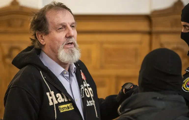 В Словакии вынесли приговор мужчине, который совершил покушение на Фицо