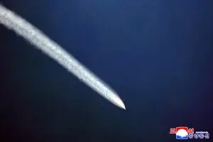 Северная Корея заявила об испытании новых гиперзвуковых ракет для сдерживания врагов
