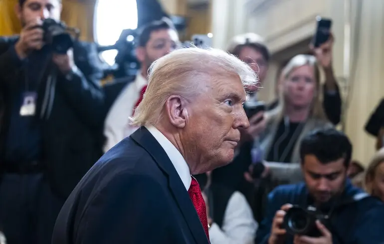 Дональд Трамп в Восточной комнате Белого дома в Вашингтоне, США / 20 октября 2025 года