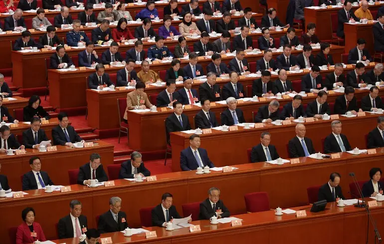 Центральний комітет Комуністичної партії Китаю провів великі кадрові перестановки