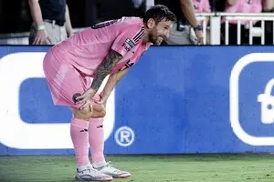 Месси продлил контракт с американским клубом