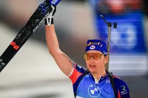 Знаменитая биатлонистка получила условный срок за мошенничество и кражу