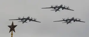  Російські Ту-95 пролетіли вздовж кордонів Японії: Токіо підняв винищувачі