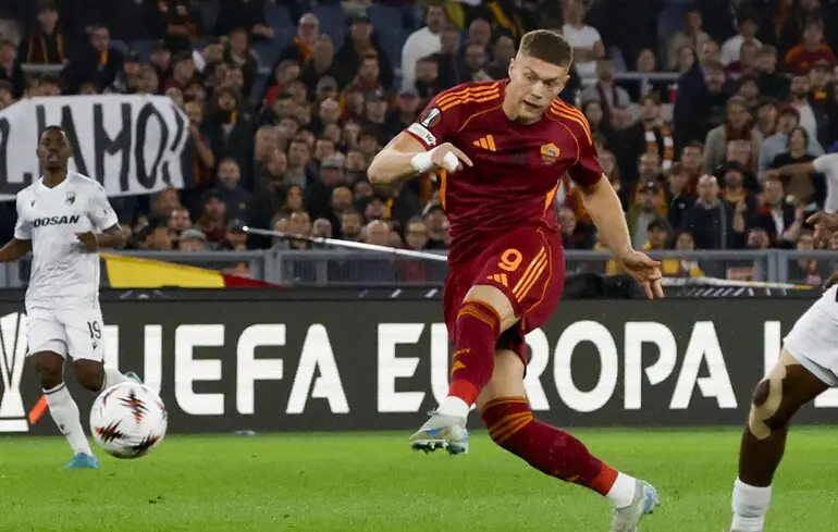 Артем Довбик