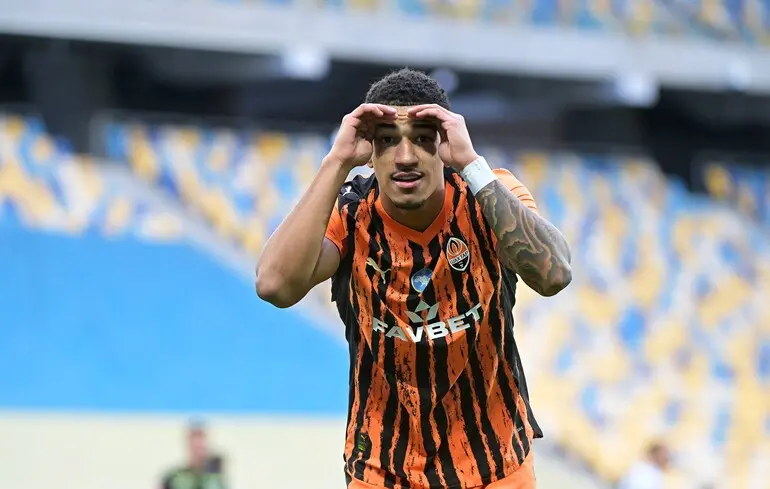 Еліас оформив дубль