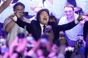 Партия Милея одержала неожиданную победу на промежуточных выборах в Аргентине