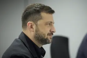 Зеленский сообщил о технологической проблеме на производстве украинских ракет 