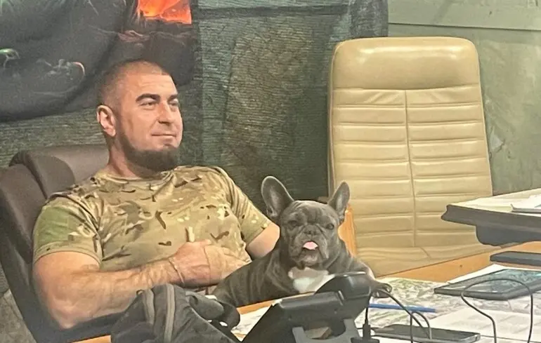 Может помочь врагу: полковник Манько выложил в соцсетях карты с грифом 