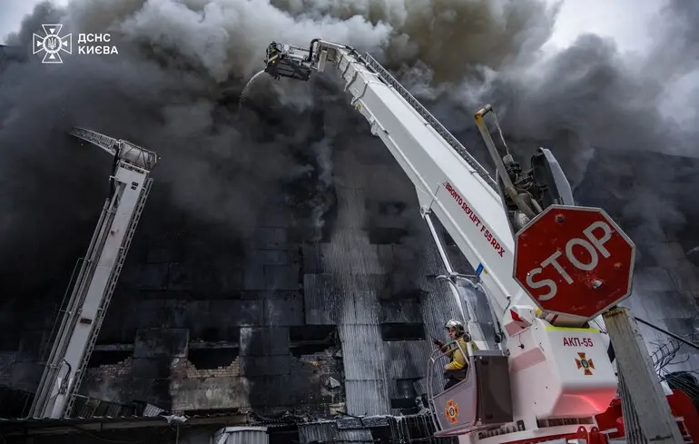 У Києві згорів склад із 20% місячного запасу ліків. На ринку можливий дефіцит