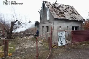 Россияне сбросили КАБ на дома в Запорожской области: есть раненые