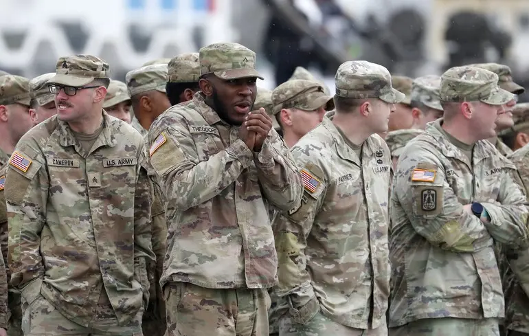 Американські військові на авіабазі НАТО імені Міхаїла Когелнічану поблизу міста Констанца