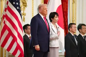 Япония отказалась останавливать импорт российских энергоносителей по требованию Трампа — Reuters