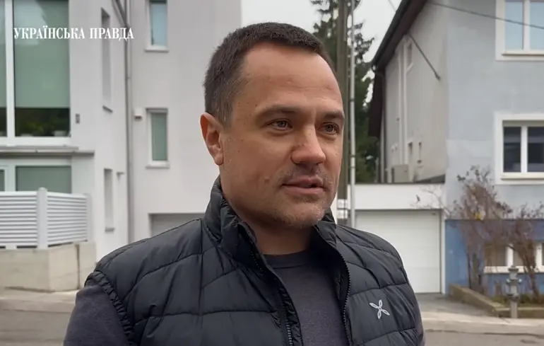 Комарницький, який утік із України на авто з написом 