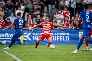 18-летний украинский футболист отдал победный ассист в дебютном матче за клуб немецкой Бундеслиги