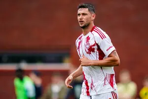 Украинец Яремчук забил первые голы за 